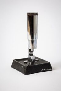 Oil can for handpiece